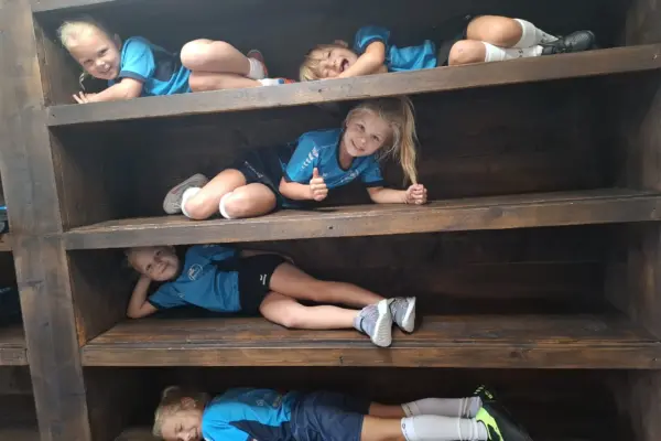 WhatsApp Image 2025-09-08 at 20.06.42 (2) WhatsApp Image 2025-09-08 at 20.06.42 (2)