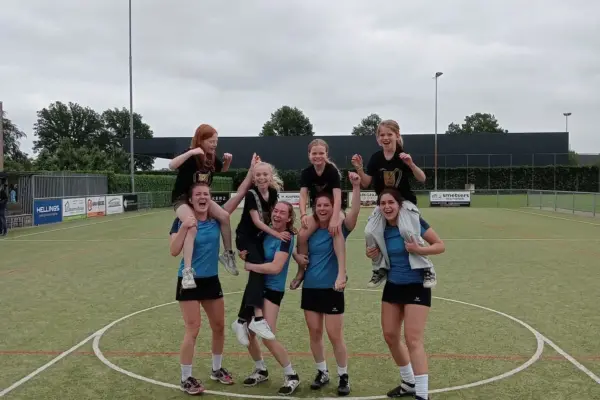 WhatsApp Image 2025-09-12 at 15.12.04 (2) WhatsApp Image 2025-09-12 at 15.12.04 (2)